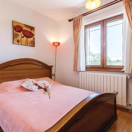 2 Bedroom In Apartment Gajana