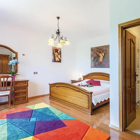 Apartment 2 Bedroom In *